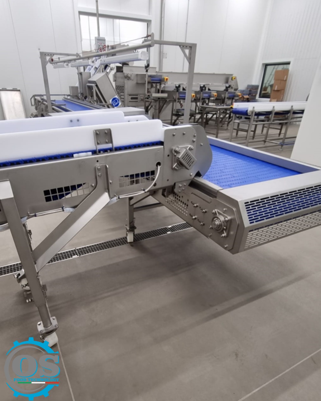 Linea di nastri trasportatori modulari in acciaio inox