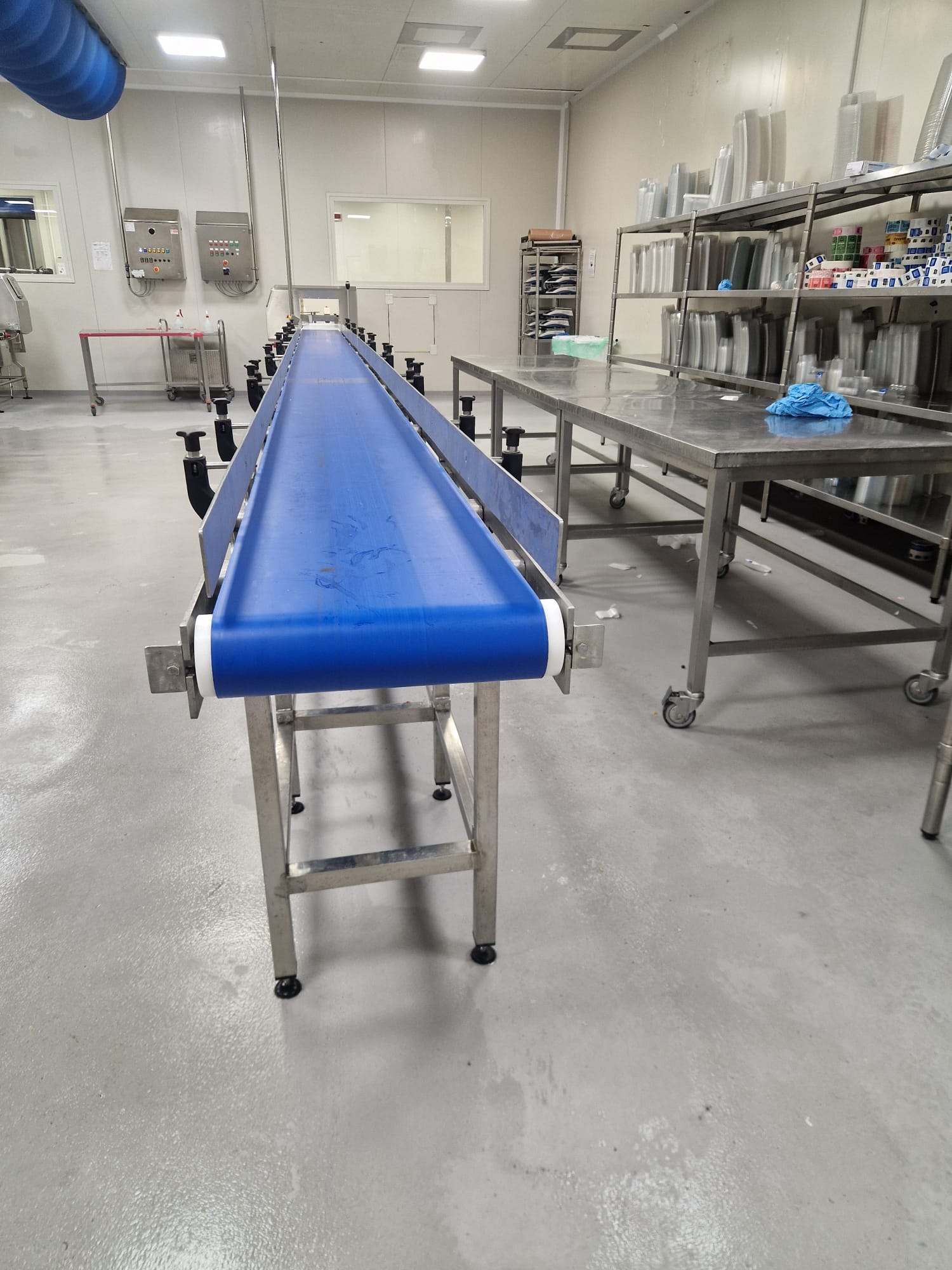 Nastro in PVC alimentare visto dalla testata